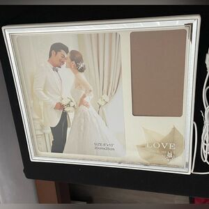 Wedding photo frame with LED lights
